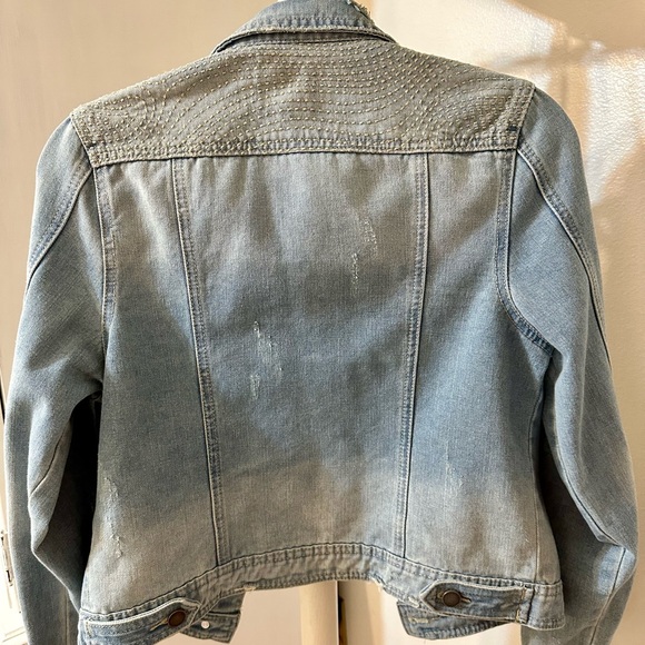 Copper Key Jean Distressed Jacket - Picture 9 of 14
